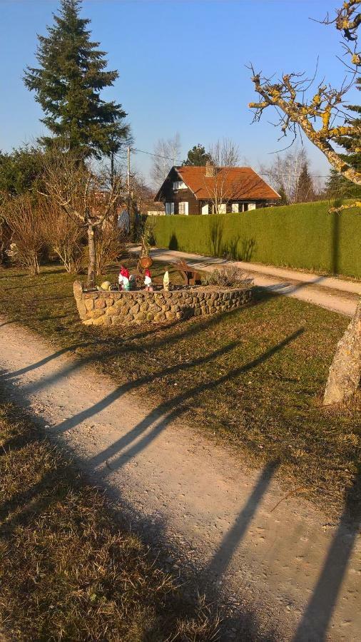 فندق Chambre De La Baronne De Rochegrosse Saint-Maurice-en-Gourgois المظهر الخارجي الصورة